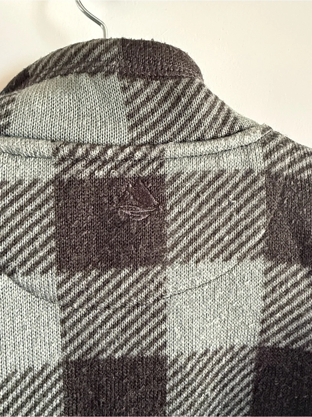 Ocean Coast Men’s Black & Light Green Buffalo Plaid Quarter-Zip Fleece Pullover